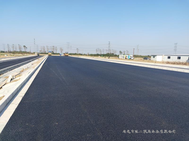 蘇通科技產(chǎn)業(yè)園江泰路北延及黃山路道路工程竣工通車(chē)